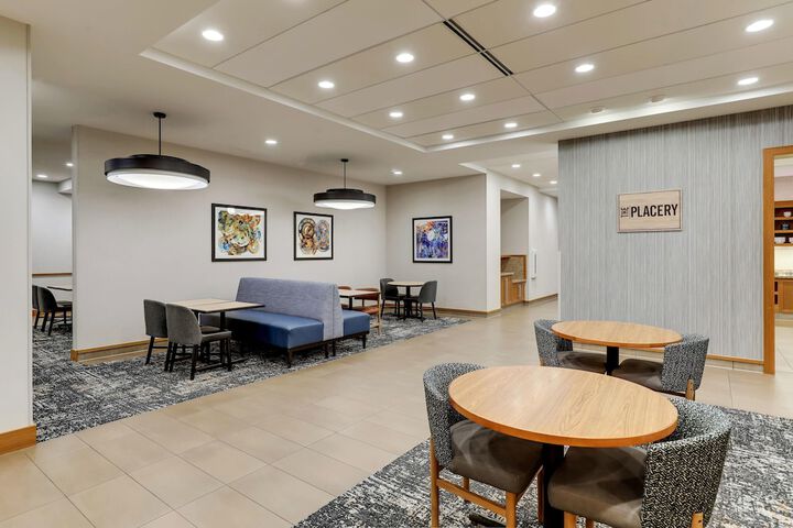 Hyatt Place St. Louis / Chesterfield
