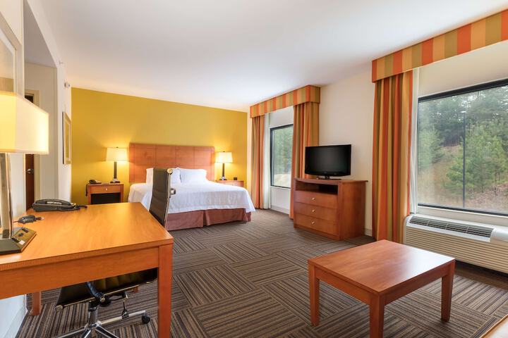 Room 13 of 24