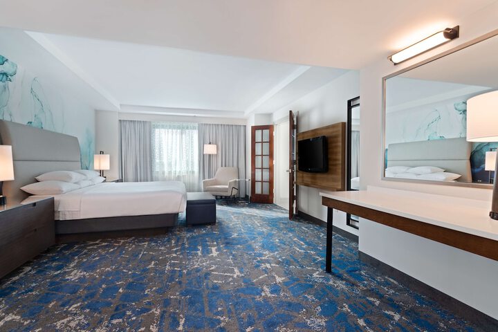 Room 26 of 46