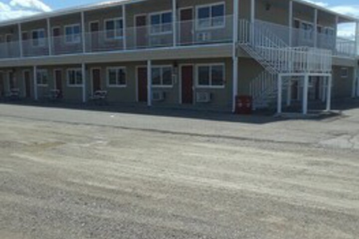 Badlands Inn