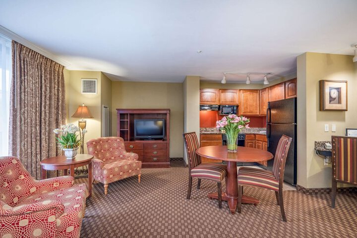 Room 44 of 85