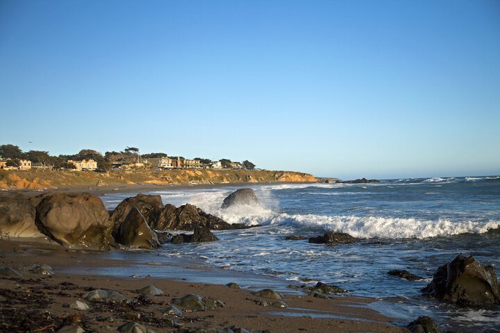 Sand Pebbles Inn