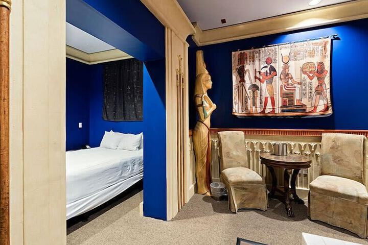 Room 81 of 151
