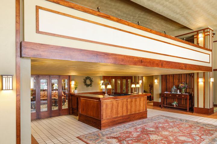 Hotel Interior 6 of 20