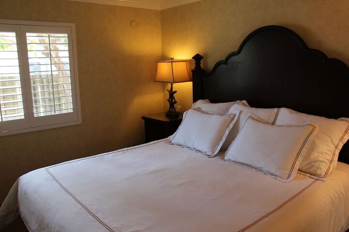 Room 26 of 34