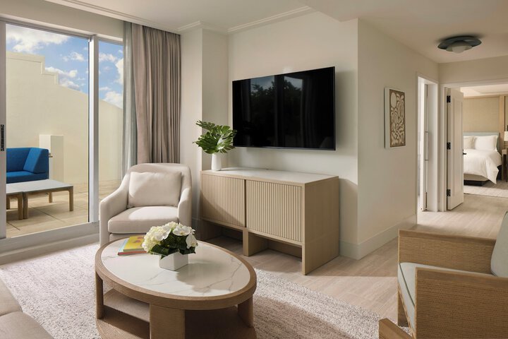 Loews Miami Beach Hotel – South Beach