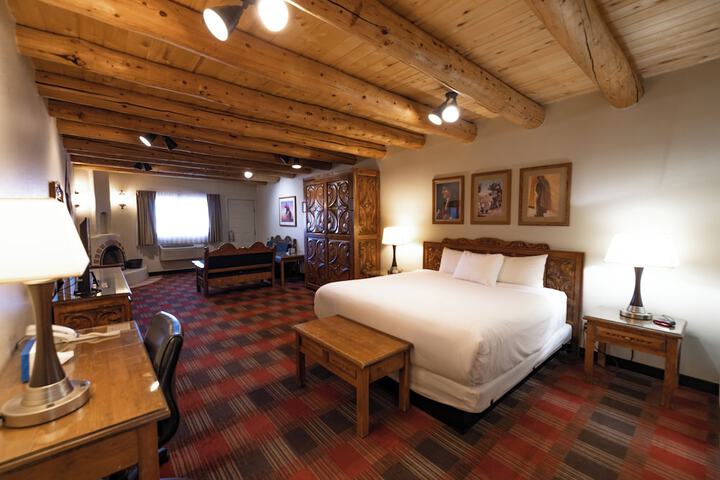 Sagebrush Inn & Suites
