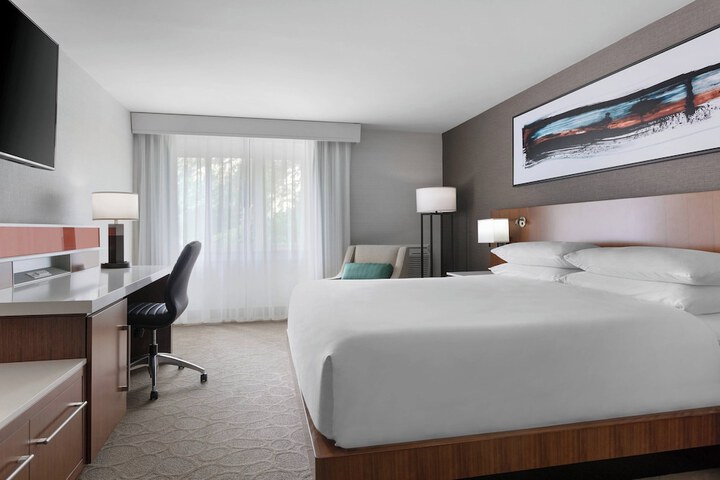 Delta Hotels by Marriott Burlington