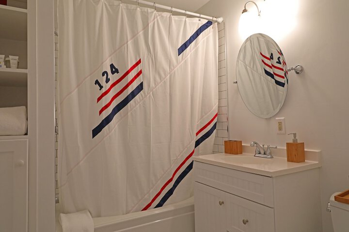 Room 36 of 72