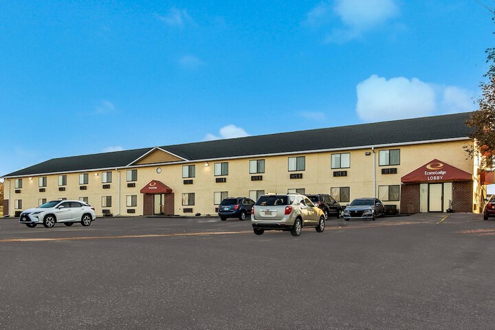 Econo Lodge Inn & Suites Yankton