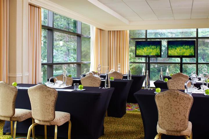 RENAISSANCE WESTCHESTER HOTEL