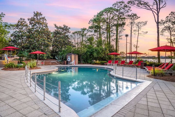 Hilton Grand Vacations Club in Sandestin Golf & Beach Resort