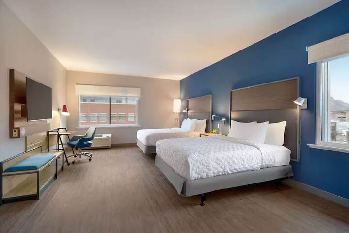 Tru by Hilton Holland Mi