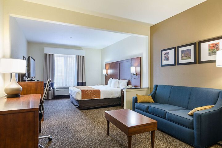 Room 16 of 50