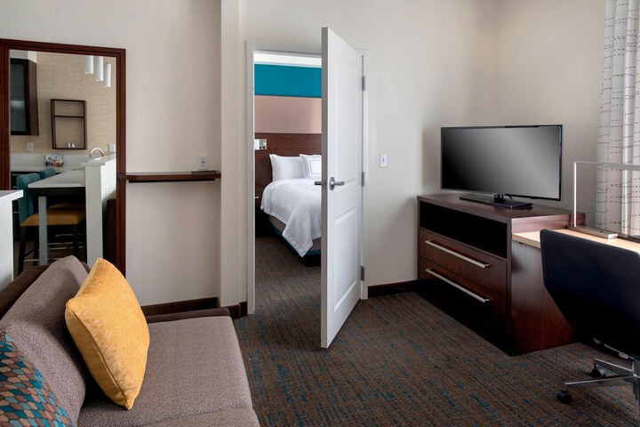 Room 25 of 57