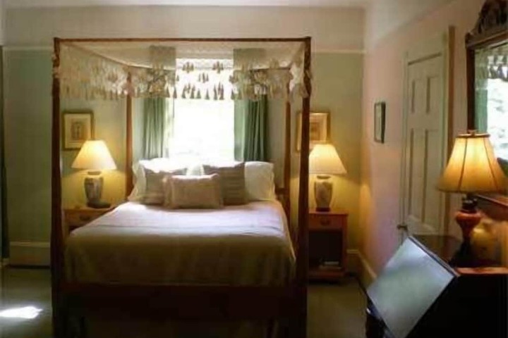 Room 12 of 14
