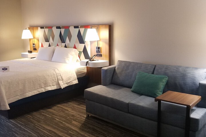 Hampton Inn Kansas City / Blue Springs