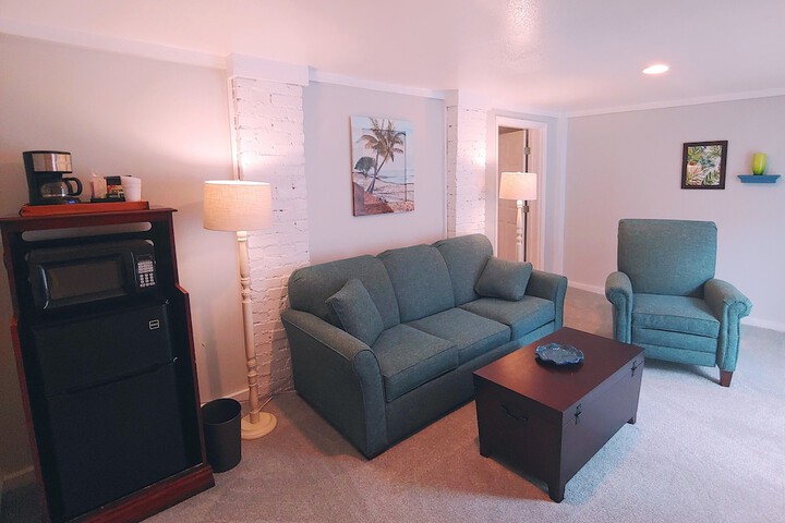 Room 42 of 71