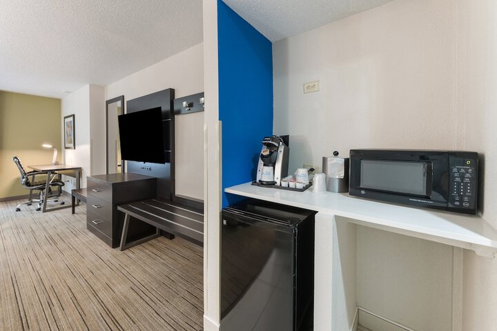 Room 15 of 55
