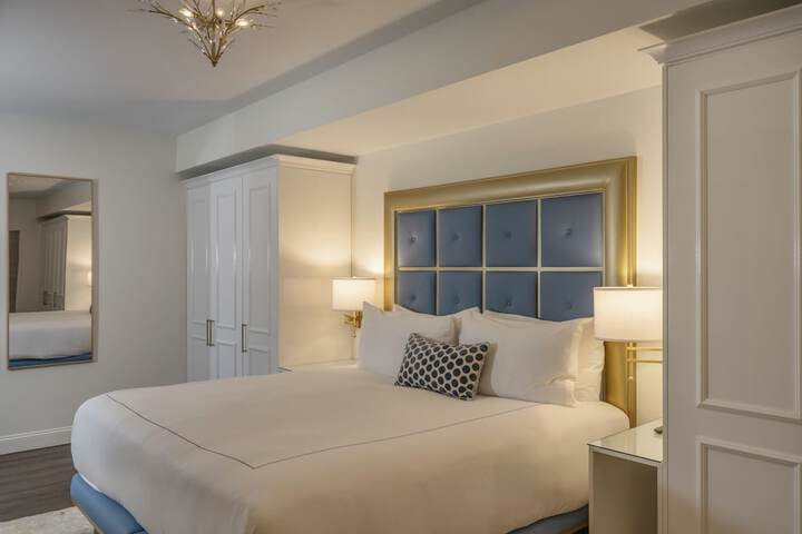 The Adelphi Hotel