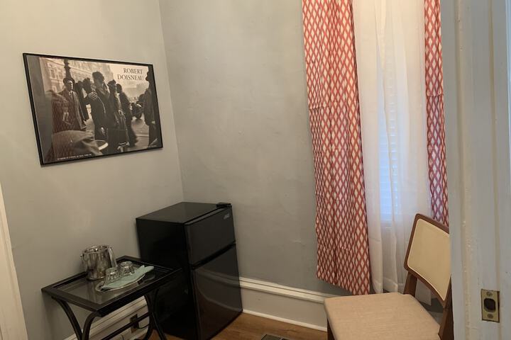 Room 83 of 100