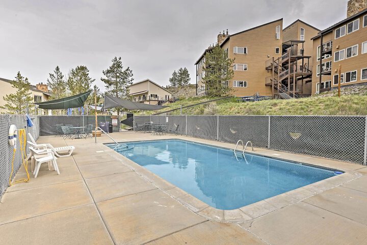 Ski-in / ski-out Granby Ranch Escape With Balcony!