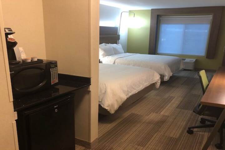 Room 26 of 44