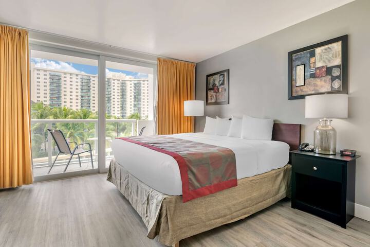 Room 37 of 161