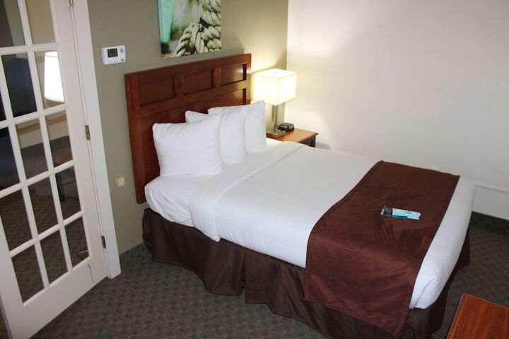 Room 13 of 60
