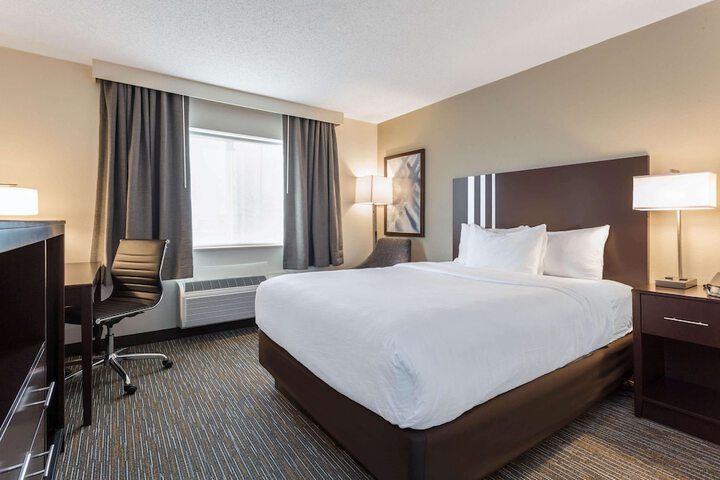 Wingate by Wyndham Gurnee