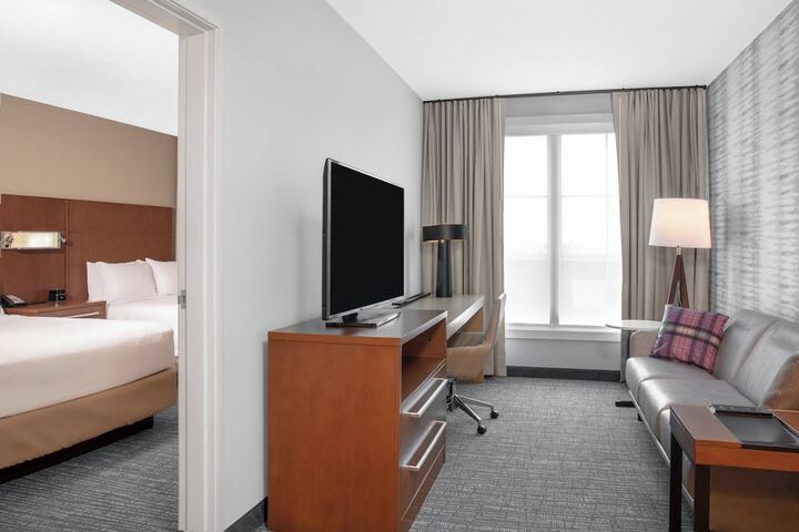 Room 28 of 49