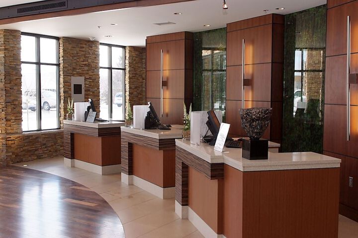 Hotel 4 of 64