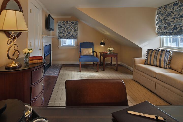 Room 30 of 51