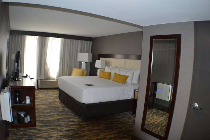 Room 60 of 104