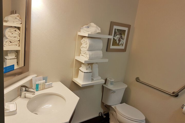 Room 45 of 73