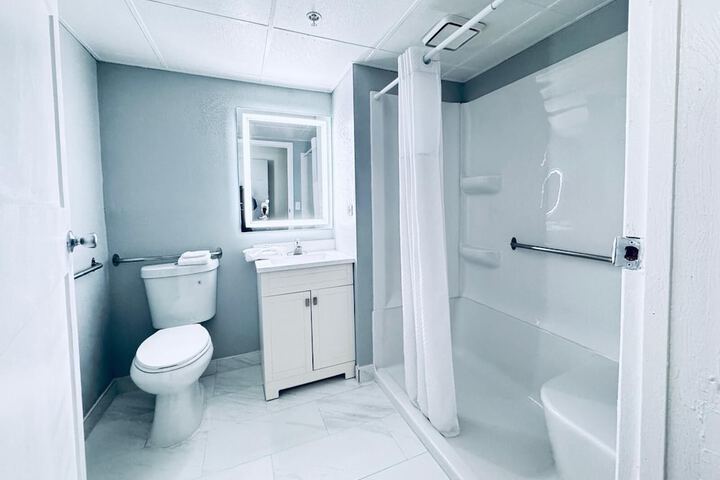Room 12 of 22