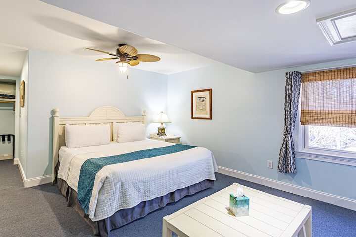 Island Guesthouse and Motel