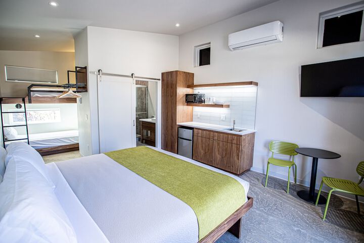 Room 14 of 19