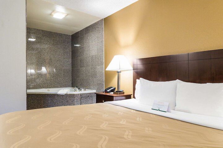 Room 29 of 60