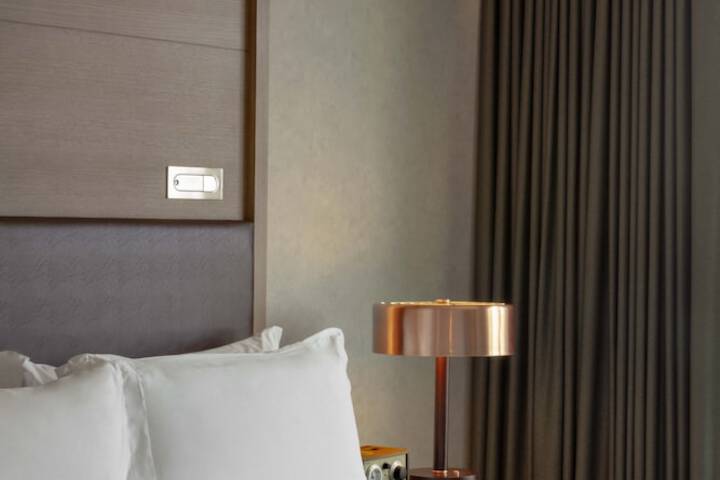 Room 45 of 117