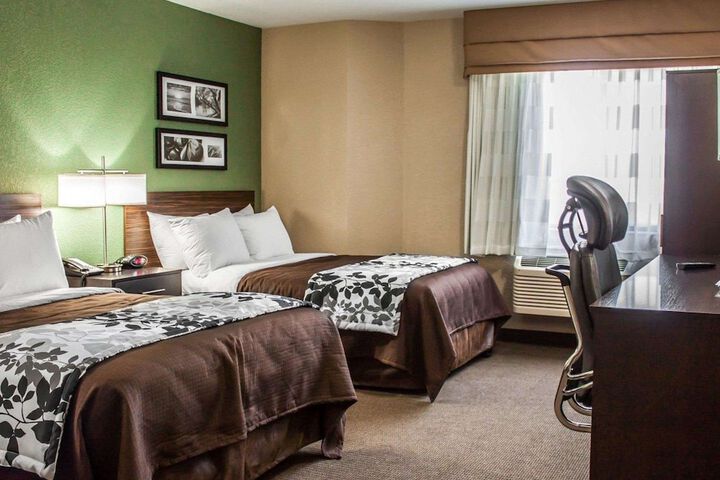 Room 21 of 39