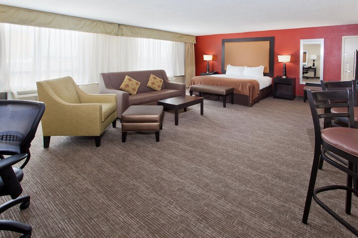 Room 21 of 33