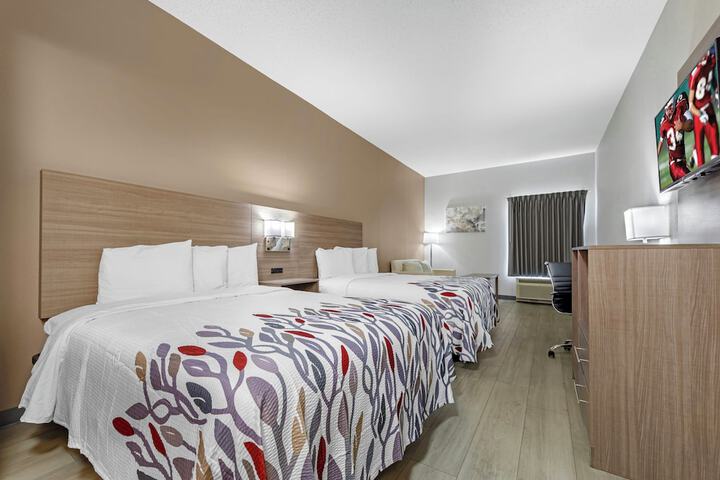 Red Roof Inn & Suites Philadelphia - Bellmawr