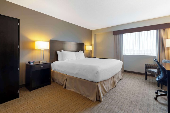 Room 42 of 58