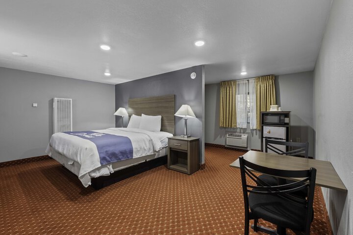 Room 20 of 43