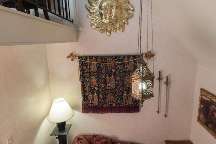 Room 14 of 49