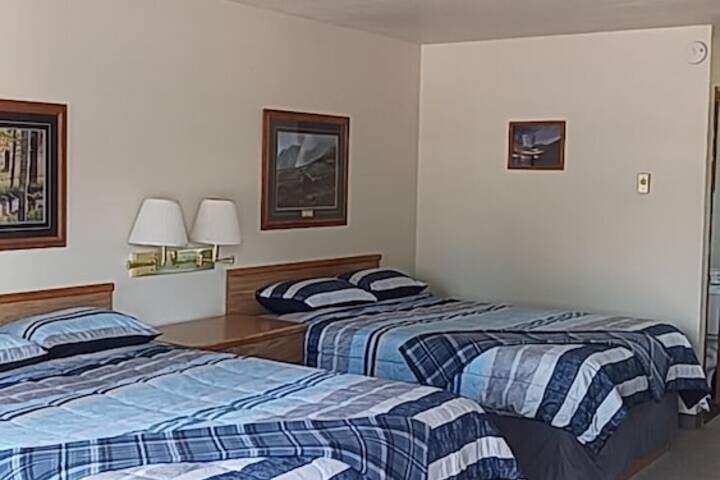 Room 37 of 114