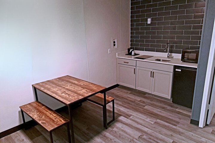 Room 17 of 25