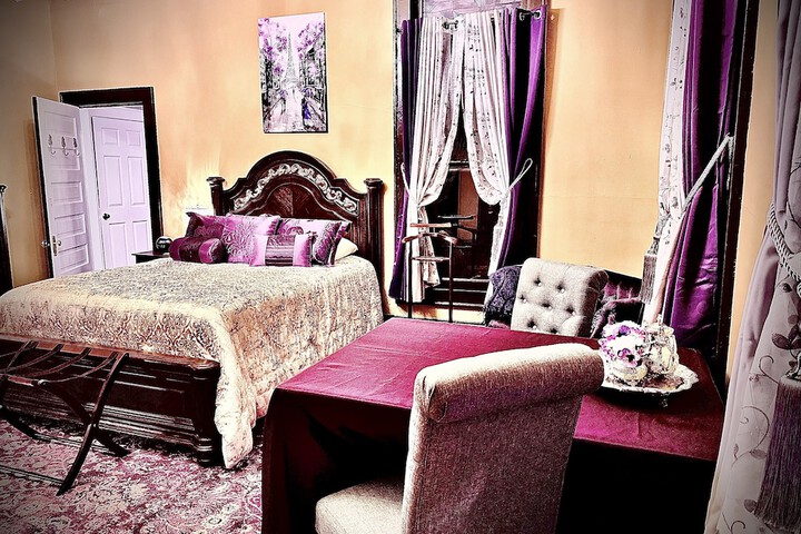 Room 33 of 75