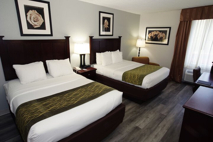 Room 32 of 51